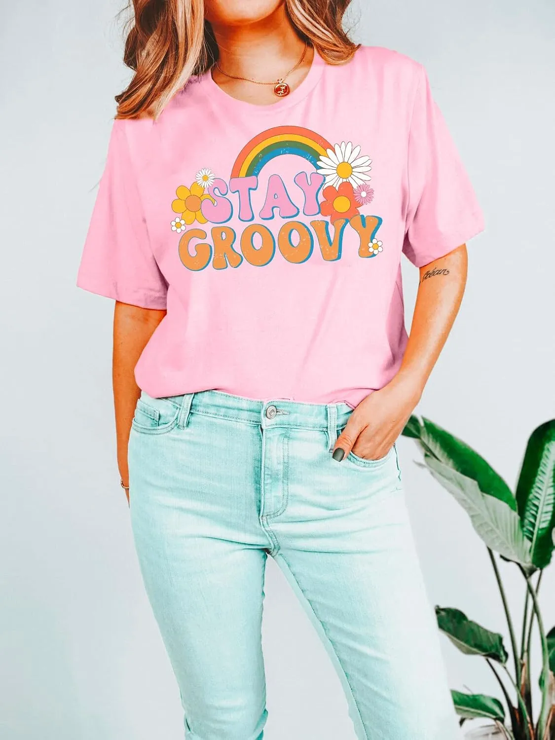 Stay Groovy Shirt for Womens Floral Graphic Retro Shirts Hippie 70s Tee Summer Tee Tops